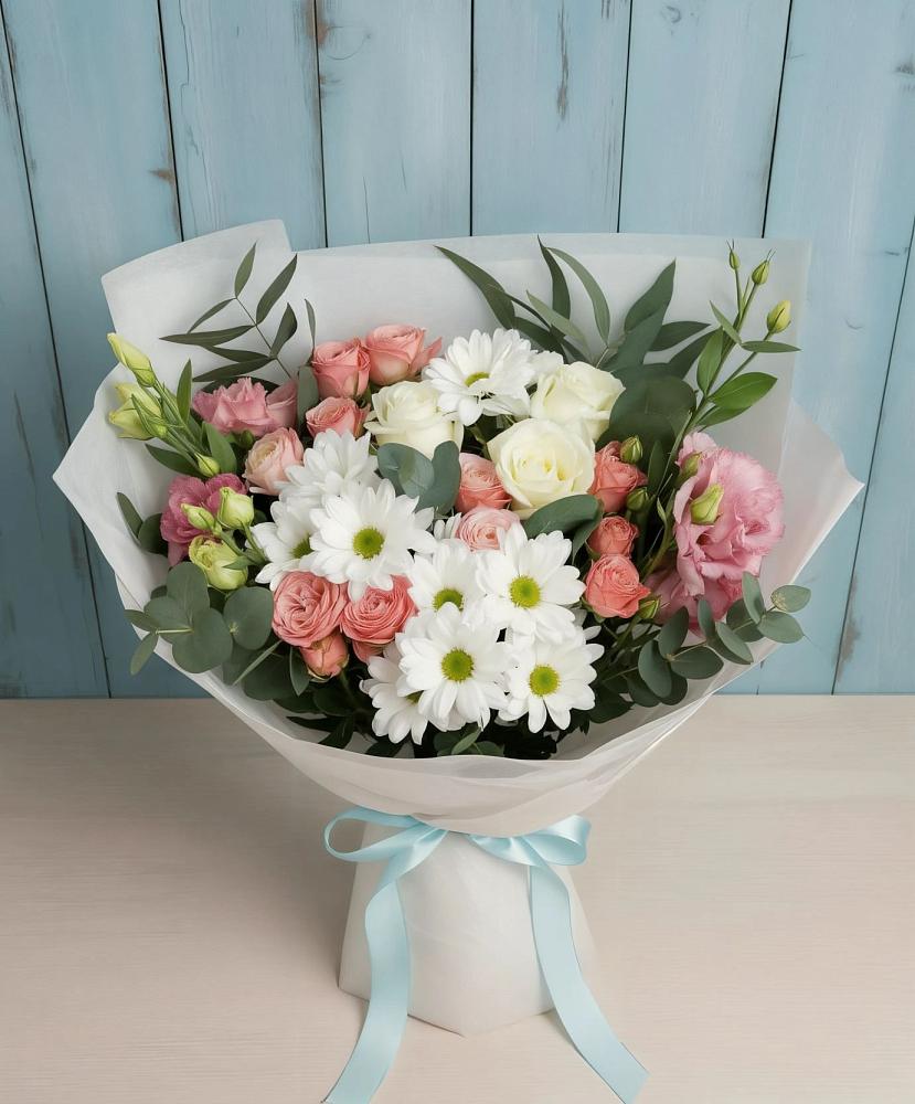 Букет цветов из: Розы, Лизиантусы и Хризантемы в Спас-Заулок