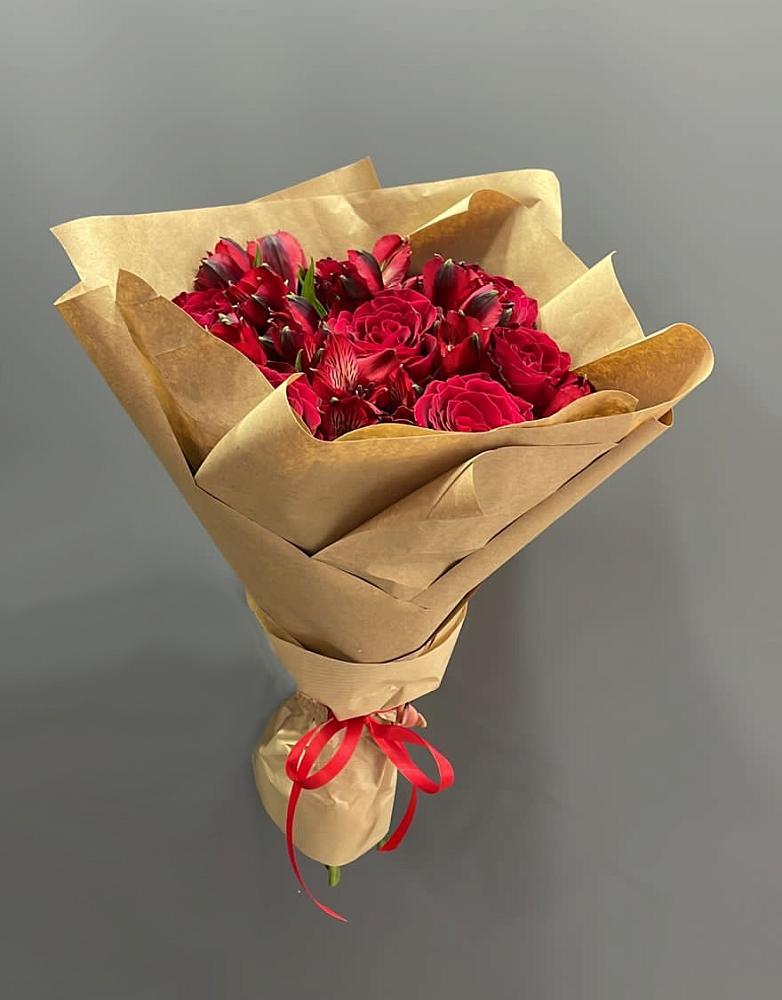 Букет цветов из: Альстромерии и Розы в Спас-Заулок