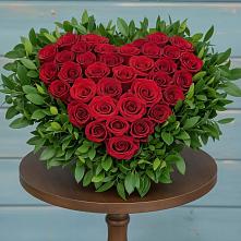 Цветочная композиция из Розы в виде сердца в Спас-Заулок