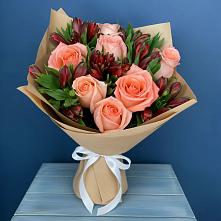 Букет цветов из:  Розы и Альстромерии #REPLACE_PRED# Спас-Заулок