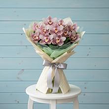 Букет цветов из:  Орхидеи и Розы #REPLACE_PRED# Спас-Заулок