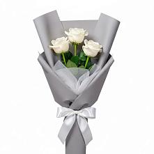 Букет 3 белые розы в Спас-Заулок