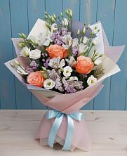 Букет цветов из:  Лизиантусы, Розы, Альстромерии и Гипсофила в Спас-Заулок