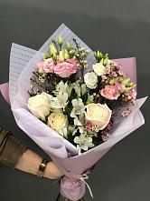 Букет цветов из:  Альстромерии, Розы и Лизиантусы #REPLACE_PRED# Спас-Заулок