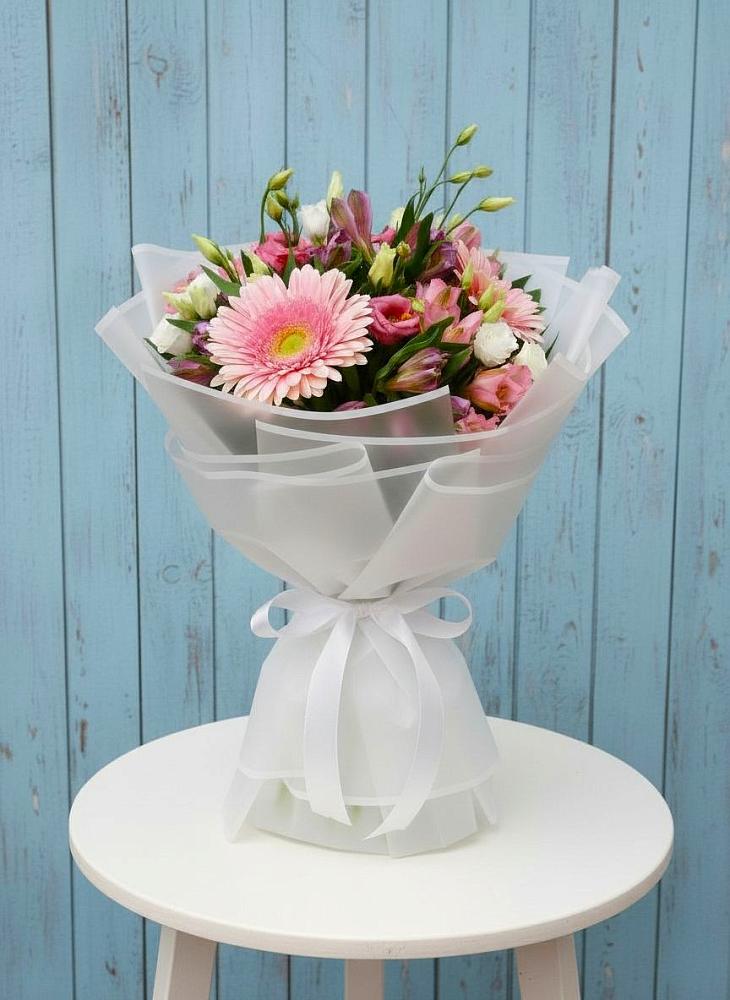 Букет цветов из: Герберы, Альстромерии и Лизиантусы в Спас-Заулок