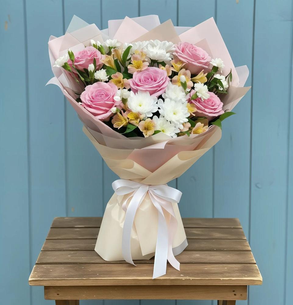 Букет цветов из: Гвоздики, Орхидеи и Розы в Спас-Заулок