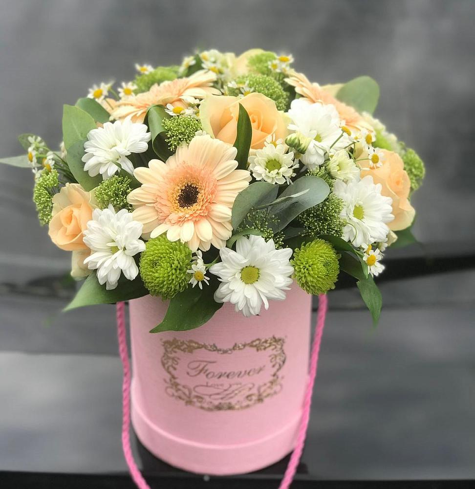 Цветочная композиция из Розы, Герберы и Хризантемы в шляпной коробке в Спас-Заулок