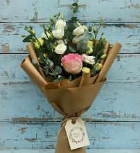 Букет цветов из:  Розы и Лизиантусы в Спас-Заулок
