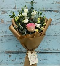 Букет цветов из:  Розы и Лизиантусы в Спас-Заулок