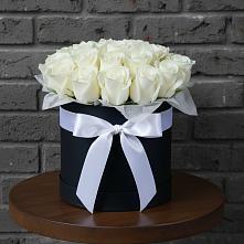 Цветочная композиция из Розы в шляпной коробке в Спас-Заулок